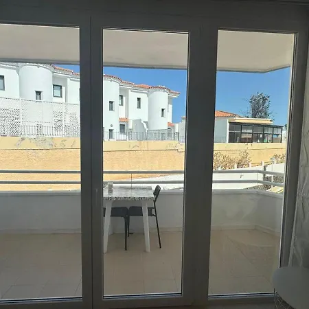 Lägenhetshotell Estudios Horizon Golf Del Sur - Piscina, Terraza Y Cerca Del Mar 3*