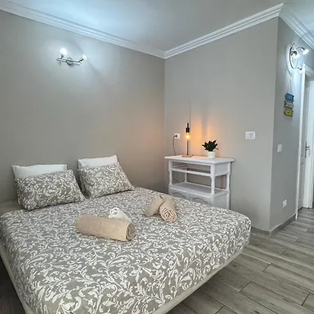 アパートホテル Park Tenerife 3*